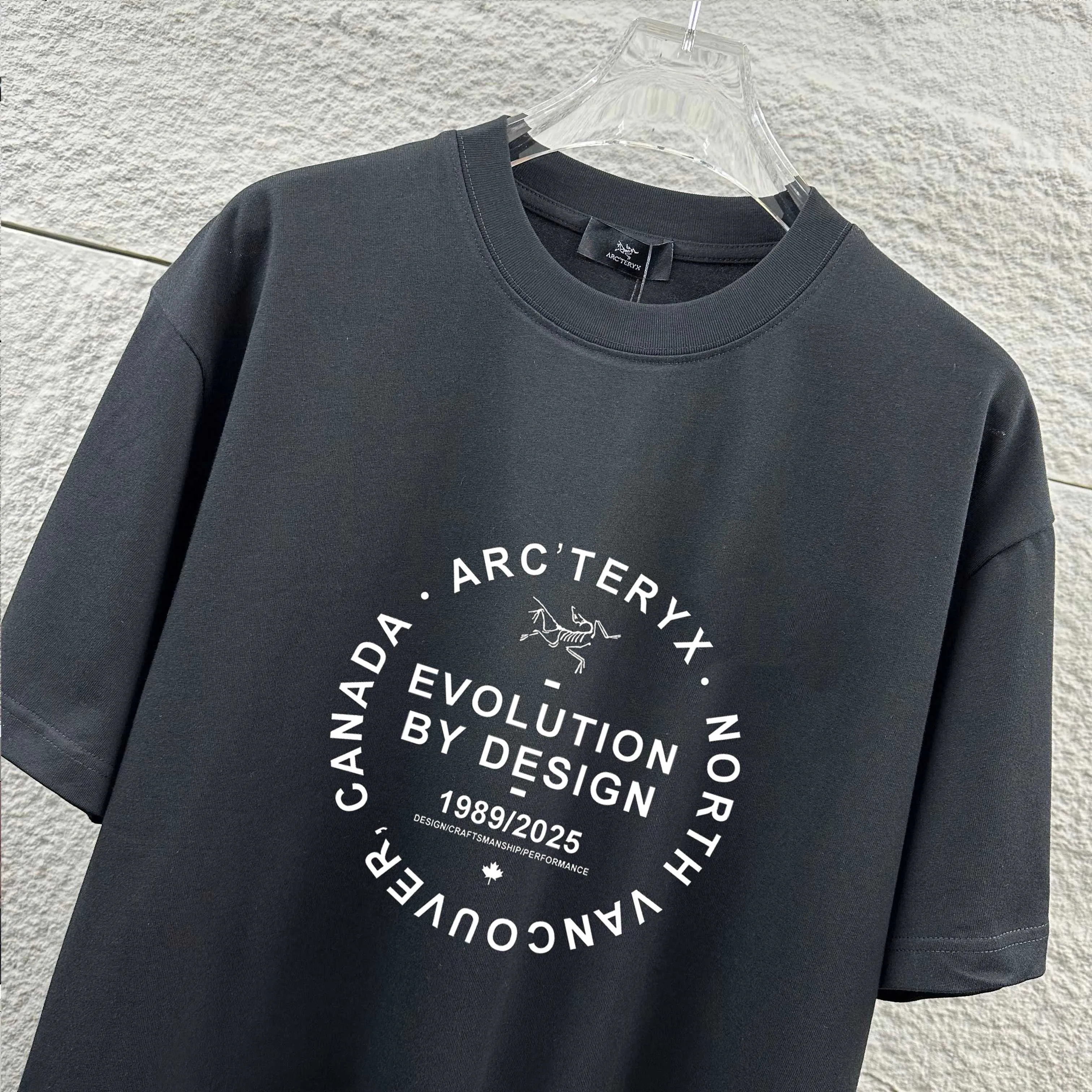 ARC'TERYX* * 2026 New Arrival Classic T Same Style ：Black White Size： S （90-130 ） M （120-150 ） L （140-165 ） XL （160-180 ） XXL （180 ）